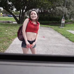 Rosie Riches en Los pequeños son los más cachondos (foto 92) Rosie Riches en 'Bangbros' Los pequeños son los más cachondos (Miniatura 92)