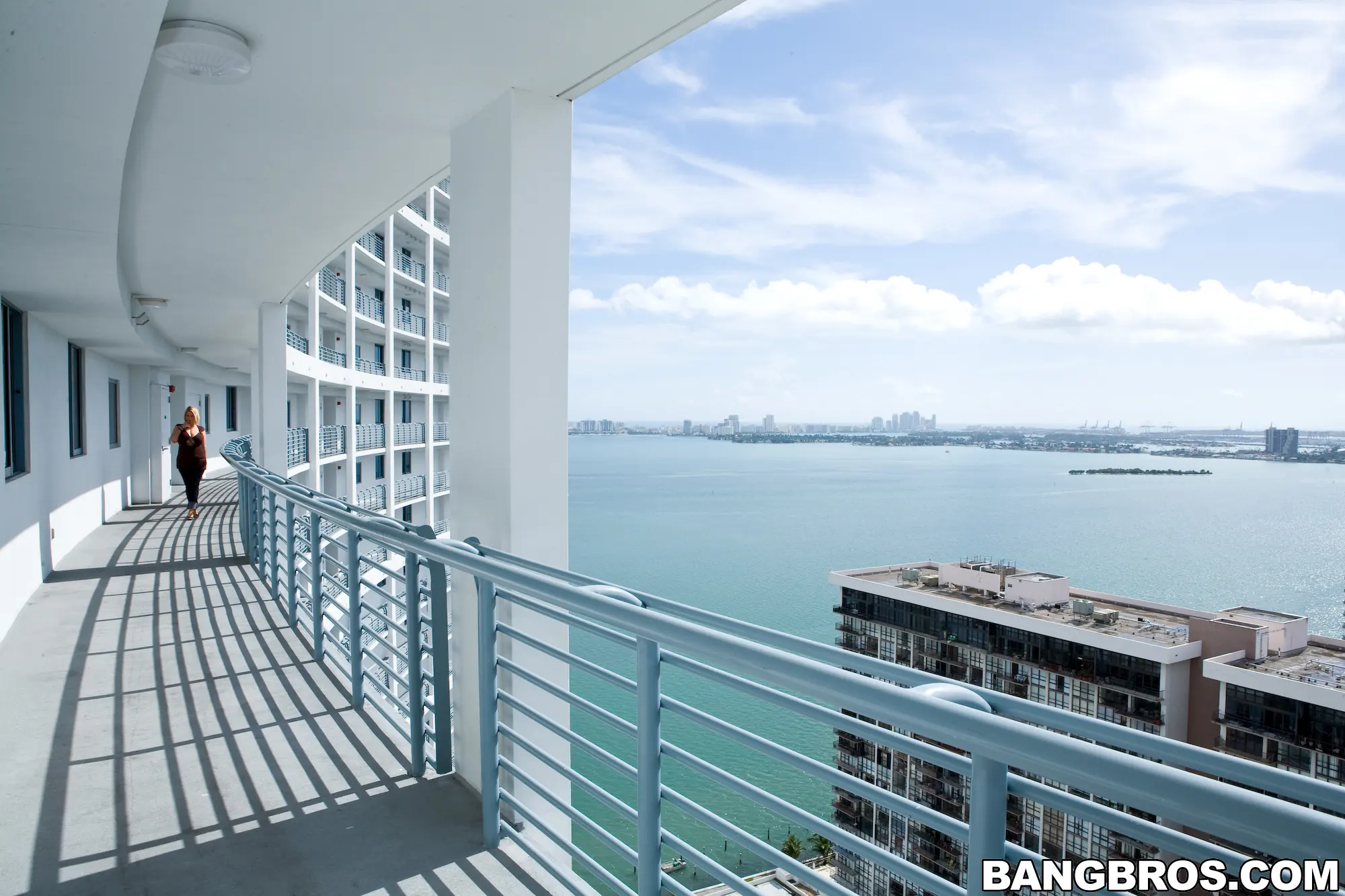 Bangbros 'Remastered: Sex in the City' starring Samantha 38G (Photo 1)