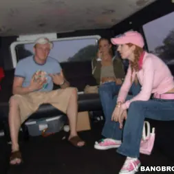 Sandra en 3 veces xxx (foto 1) Sandra en 'Bangbros' 3 veces xxx (Miniatura 1)