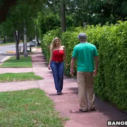 Sara Jay en Sara Jay (foto 19) Sara Jay en 'Bangbros' Sara Jay (Miniatura 19)