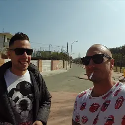 Sarah en 'Bangbros' Morena de grandes tetas se deja follar en público (Miniatura 1)