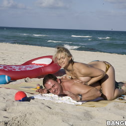 Sarah Vandella in 'Bangbros' and the New York fella (Thumbnail 198)