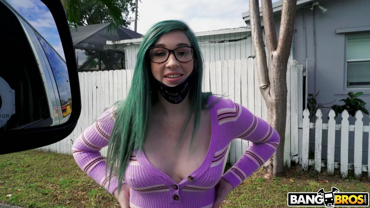 Savannah Siren in 'Waitress Gets Huge Tip on The Bus' from 'Bangbros' (Photo 90) Bangbros 'Waitress Gets Huge Tip on The Bus' starring Savannah Siren (Photo 90)