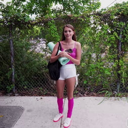 Selena Love in 'Bangbros' Pink Yoga Girl (Thumbnail 375)