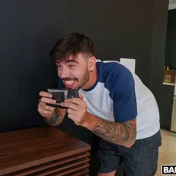 Serena Santos en 'Bangbros' ¡¡¡Mi hermanastra es una chica webcam!!! (Miniatura 210)