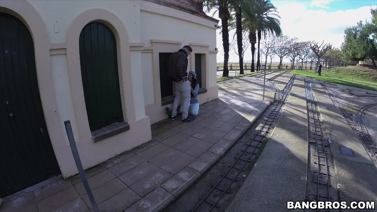 Sharon Lee en 'Takes a Big Dick UP HER ASS!' from 'Bangbros' (foto 297) Bangbros 'Takes a Big Dick UP HER ASS!' protagonizando Sharon Lee (foto 297)