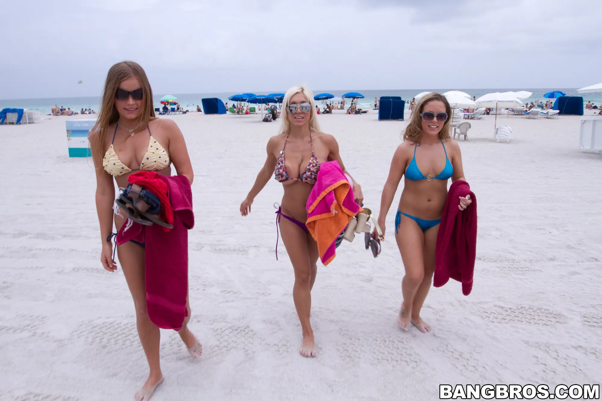 Bangbros 'Chicas de playa' protagonizando Sofia Ressen (foto 96)