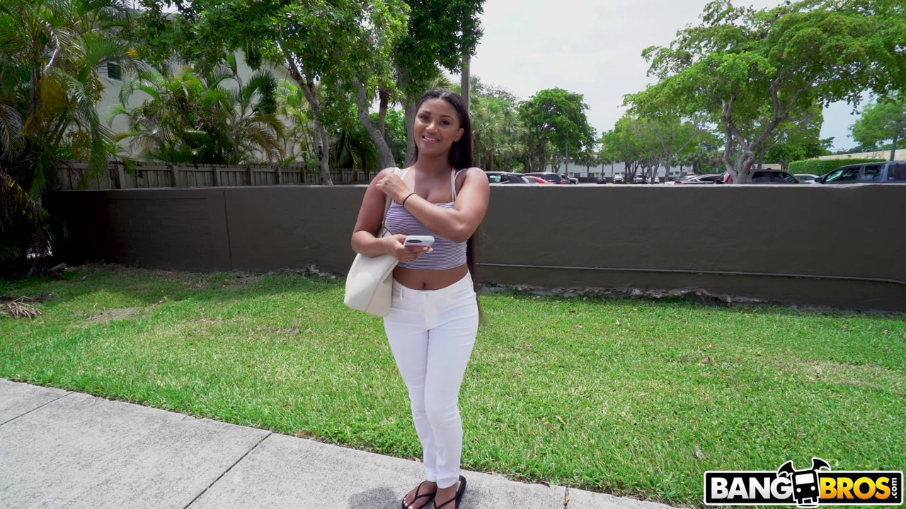 Bangbros 'Dating Advice on The Bus' starring Sommer Isabella (Photo 45)