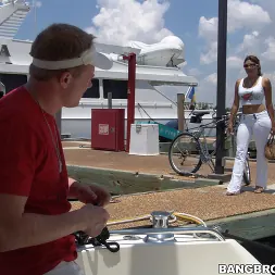 Sophia Castello en 'Bangbros' Me encantan las latinas con un culo enorme (Miniatura 18)