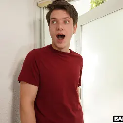 Stella Raee en 'Bangbros' Mueve ese trasero haciendo yoga (Miniatura 54)