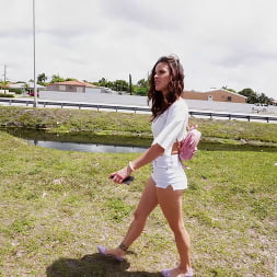 Sunshine Tampa in 'Bangbros' Fuck The Pussy Like A Champ (Thumbnail 975)