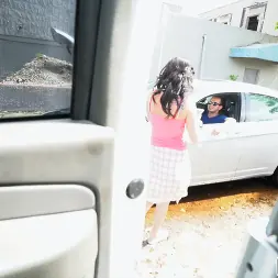 Tatiana Page en Dándole una mano a un coño (foto 1) Tatiana Page en 'Bangbros' Dándole una mano a un coño (Miniatura 1)