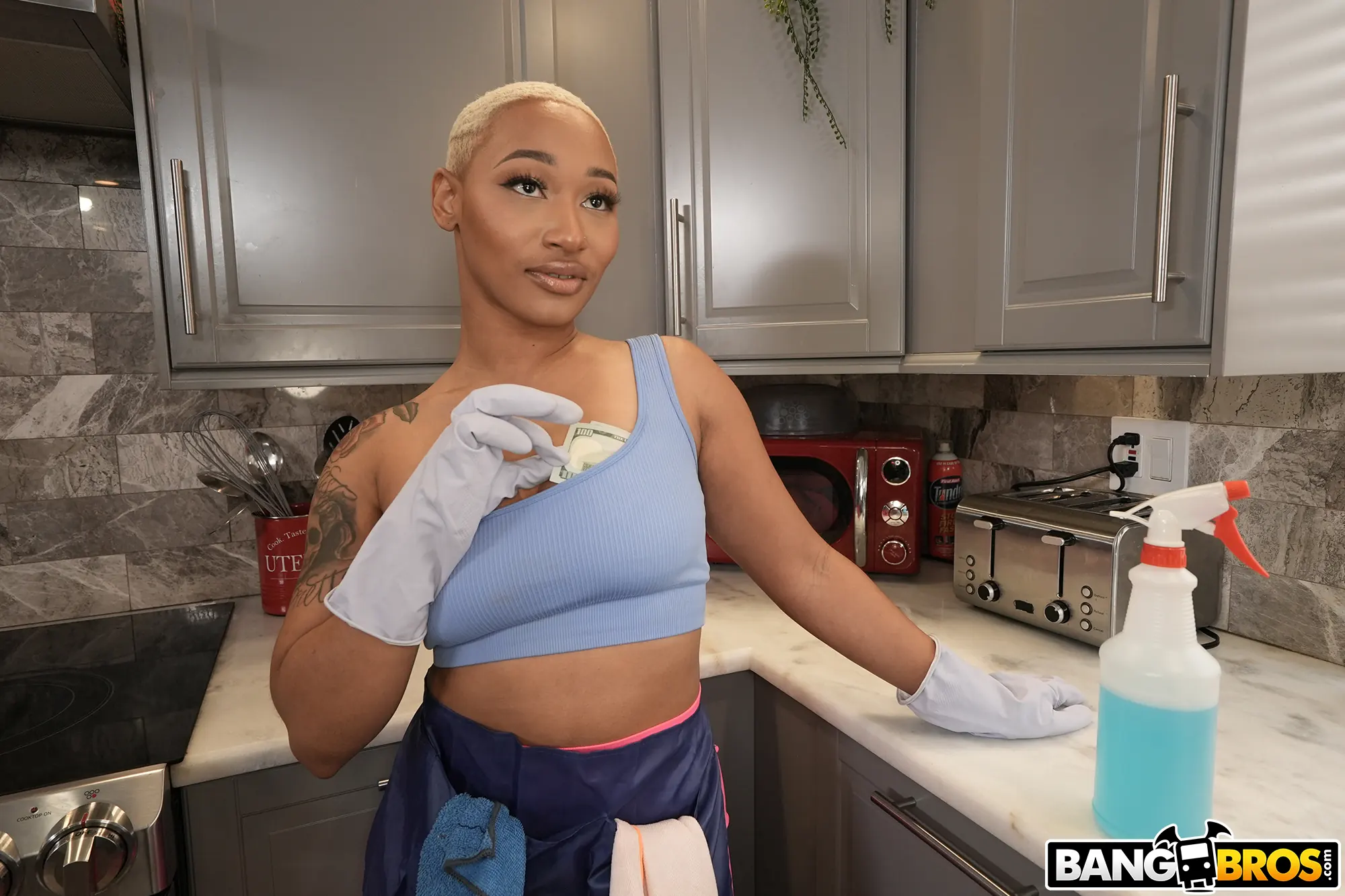 Bangbros 'El semen más espeso es el más rápido' protagonizando Thick Ass Daphne (foto 52)