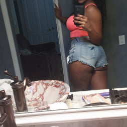 Tori Taylor in 'Bangbros' Thick Ebony Nympho Gets Fucked (Thumbnail 28)