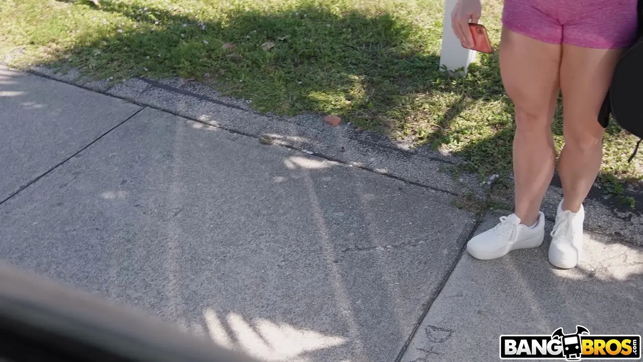 Vanessa Arizona en 'Columpiador de hierro' from 'Bangbros' (foto 720) Bangbros 'Columpiador de hierro' protagonizando Vanessa Arizona (foto 720)