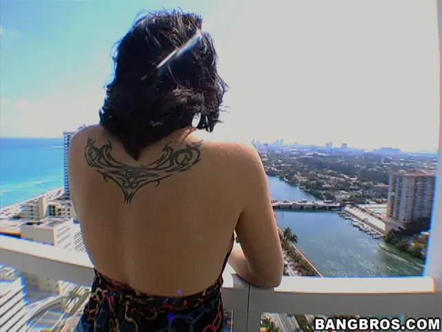 Bangbros 'Big nice natural tits outdoors in public' starring Vanessa James (Photo 1)