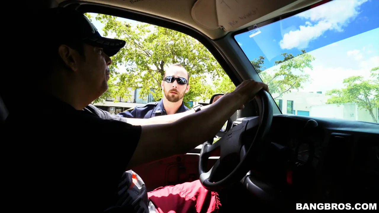 Bangbros 'El BangBus es detenido' protagonizando Vanessa Sky (foto 408)