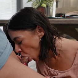Venus Valencia in 'Bangbros' Help Me Stepmom! (Thumbnail 160)