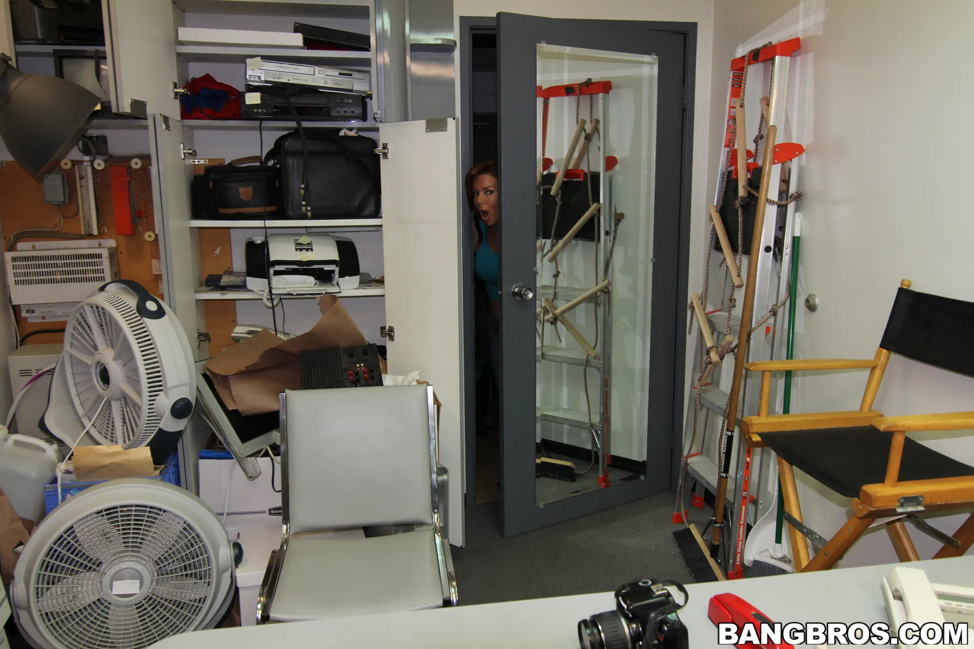 Bangbros 'Big tit MILF squirts in the backroom' starring Veronica Avluv (Photo 1)