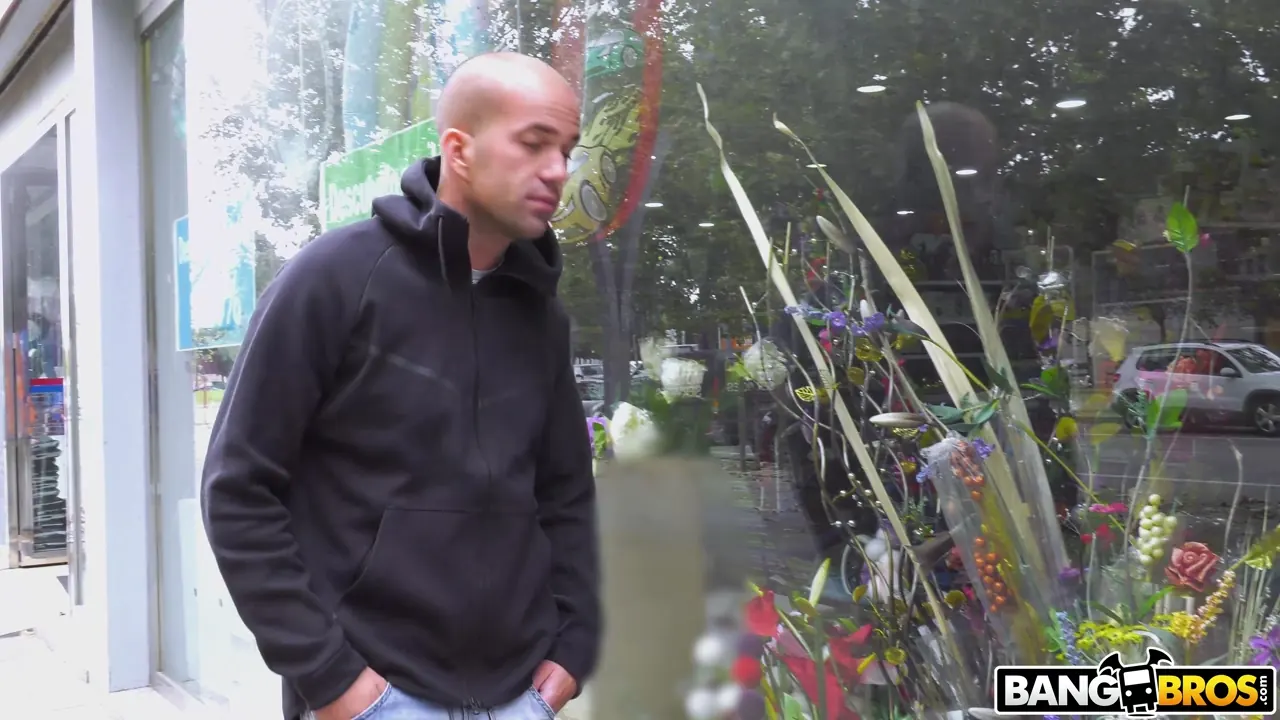 Bangbros 'Fucking Veronica's Ass On A Highway Bridge' starring Veronica Leal (Photo 1)