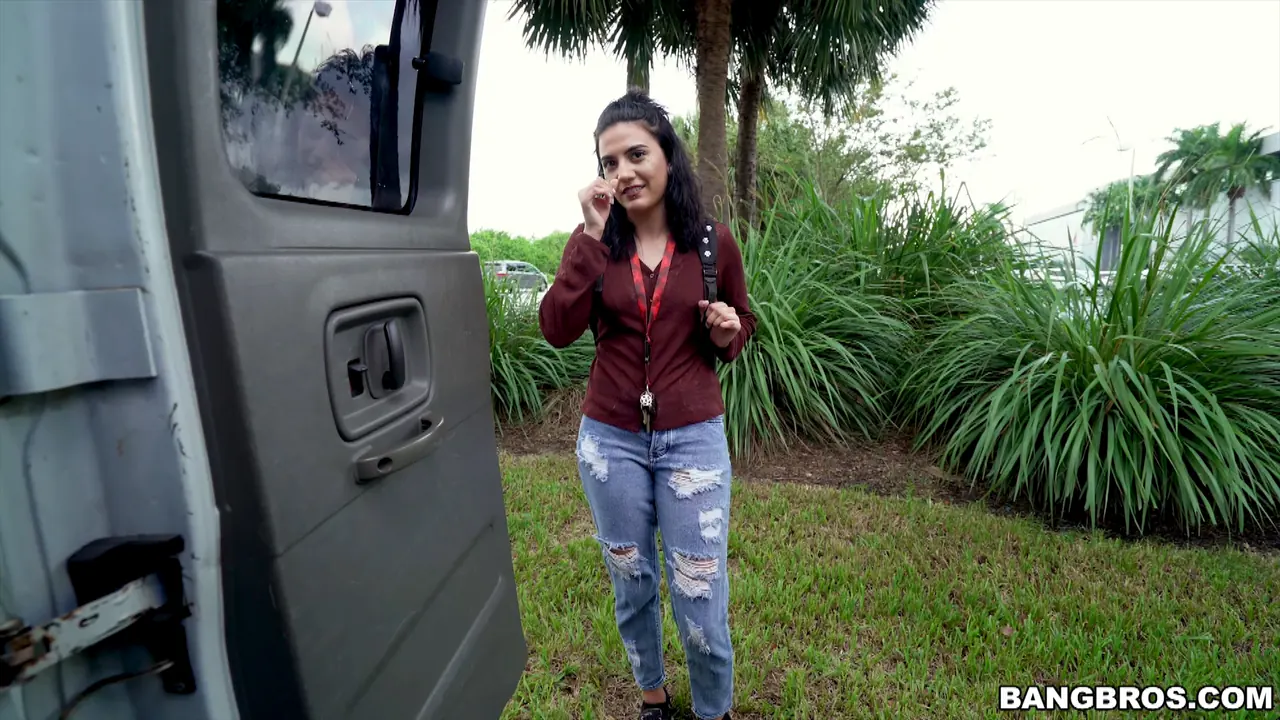 Victoria June en 'Opinión administrativa' from 'Bangbros' (foto 54) Bangbros 'Opinión administrativa' protagonizando Victoria June (foto 54)