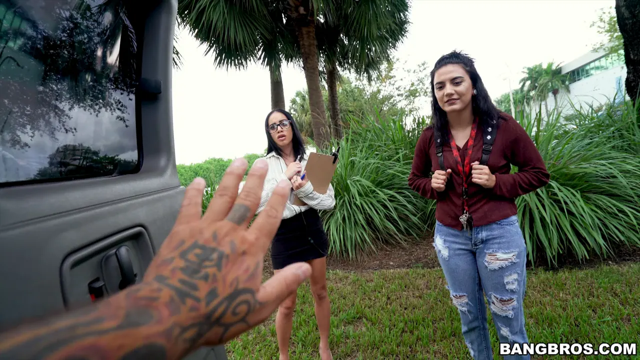 Victoria June en 'Opinión administrativa' from 'Bangbros' (foto 216) Bangbros 'Opinión administrativa' protagonizando Victoria June (foto 216)