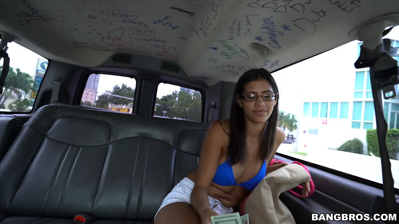 Victoria Valencia in 'Victoria la Cubana' from 'Bangbros' (Photo 216) Bangbros 'Victoria la Cubana' starring Victoria Valencia (Photo 216)