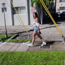 Violet Gems en Violeta tímida y sexy (foto 75) Violet Gems en 'Bangbros' Violeta tímida y sexy (Miniatura 75)