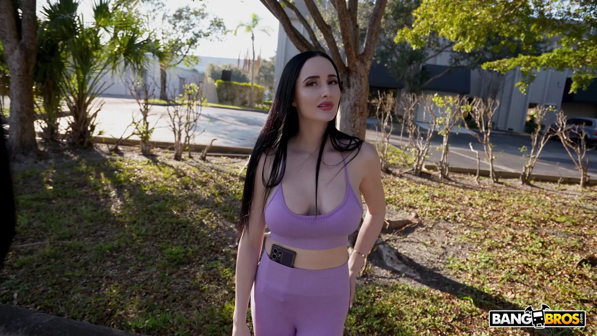 Bangbros 'Las rosas son rojas Las violetas son Voss' protagonizando Violet Voss (foto 64)