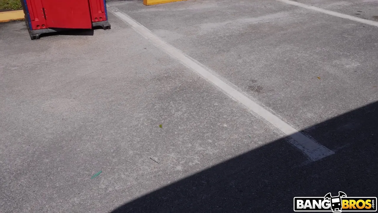 Willow Ryder en 'Cabra de garganta' from 'Bangbros' (foto 469) Bangbros 'Cabra de garganta' protagonizando Willow Ryder (foto 469)