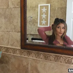 Xxlayna Marie en Una última vez para follarla (foto 60) Xxlayna Marie en 'Bangbros' Una última vez para follarla (Miniatura 60)