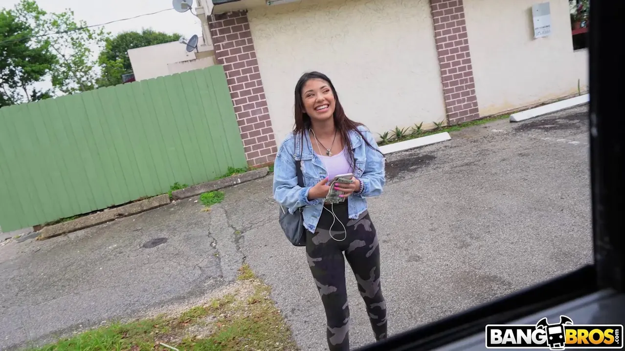 Bangbros 'Explosión de día lluvioso' protagonizando Xxlayna Marie (foto 900)