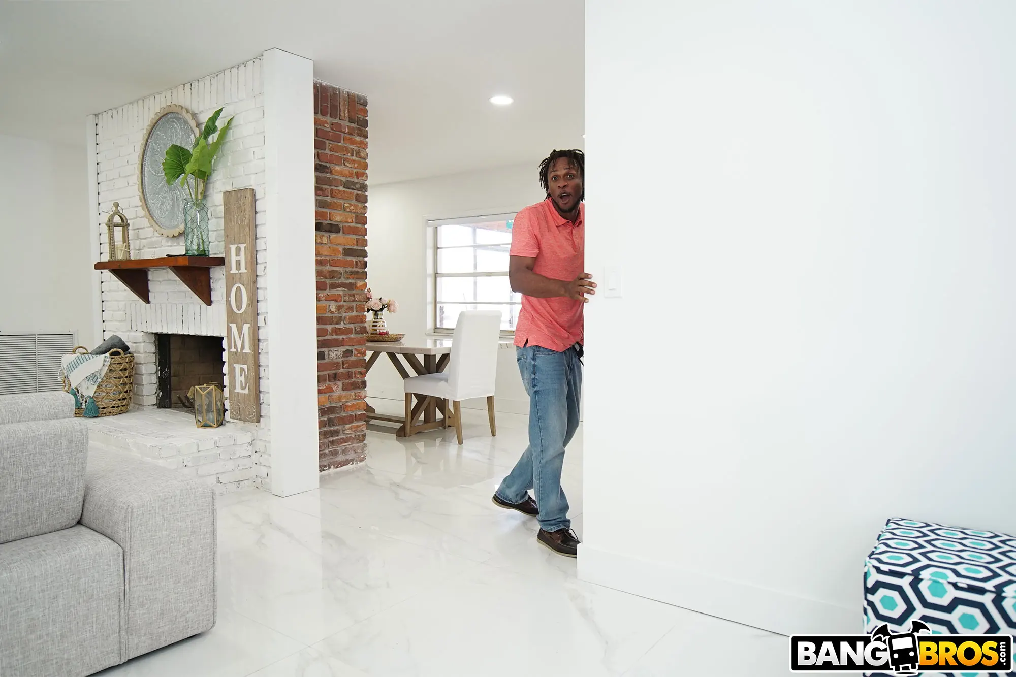 Yum Thee Boss en 'Vas a comerme el culo' from 'Bangbros' (foto 308) Bangbros 'Vas a comerme el culo' protagonizando Yum Thee Boss (foto 308)