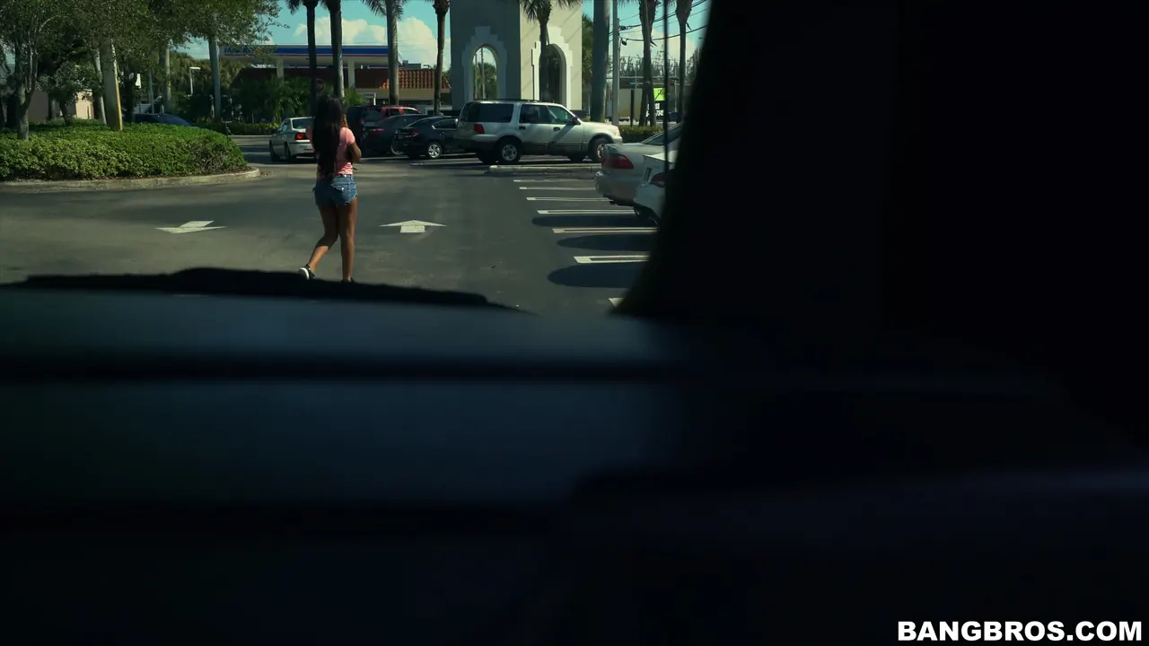 Bangbros 'No esperemos a follar con Zoey Reyes' protagonizando Zoey Reyes (foto 1)